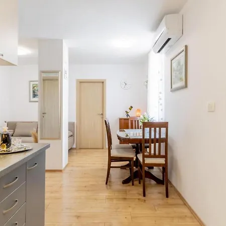 Appartement Neda *